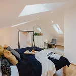Prague Days - Attic Loft - Work Space - Private Parking