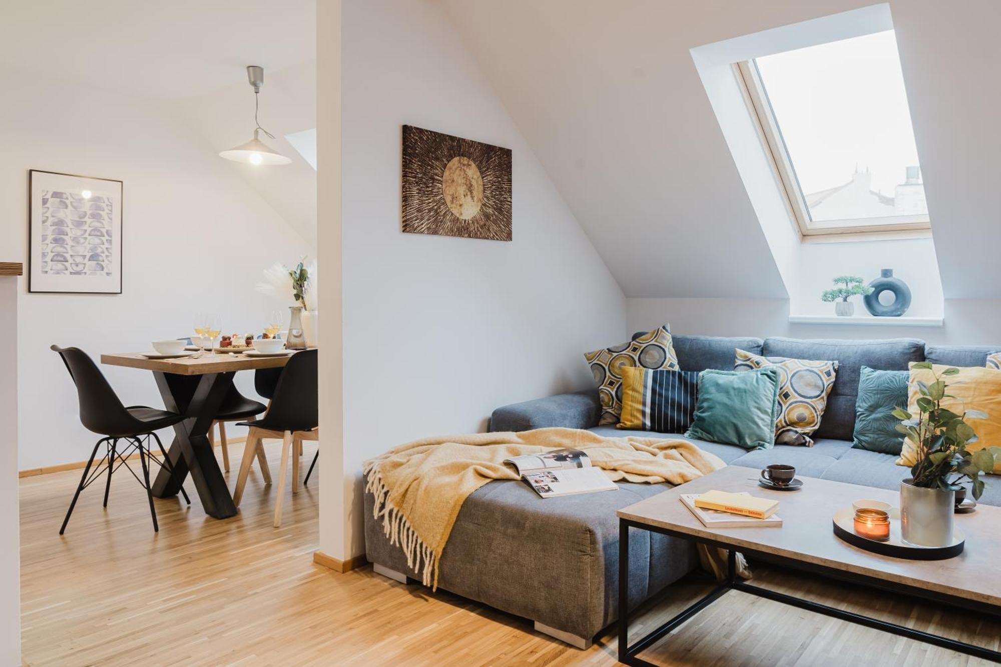 Appartamento Days - Attic Loft - Work Space - Private Parking
